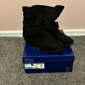 Simply Styled Women’s “Bonnie” Booties